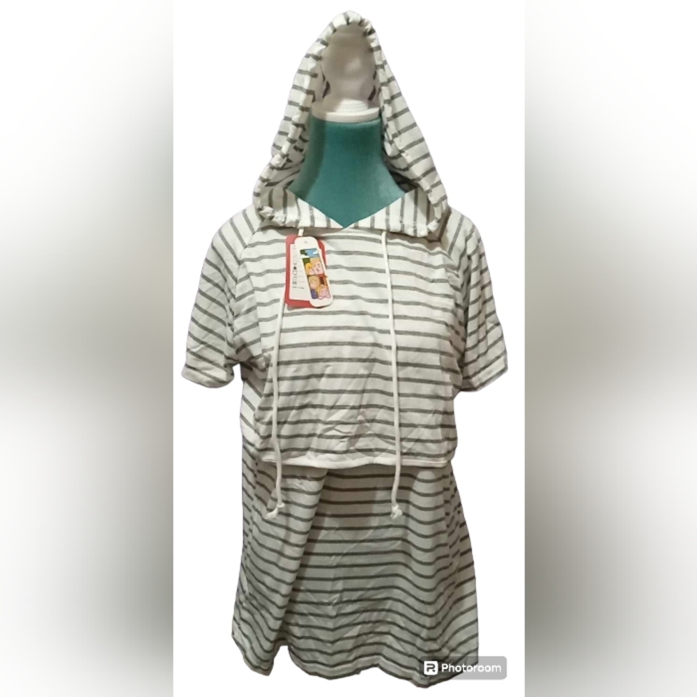 PatPat women's nursing shirt size 2XL